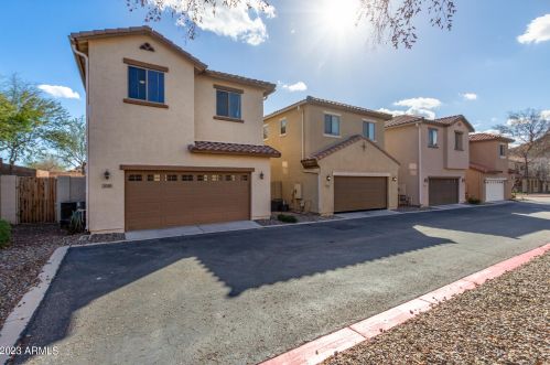 5310 Chisum Trl, Phoenix AZ  85083-6356 exterior