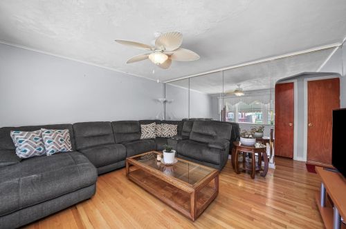 8830 Winchester Ave, Chicago IL  60620-5447 exterior