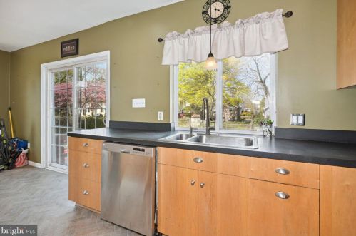 101 Utica Ave, Camden NJ 08108-2336 exterior