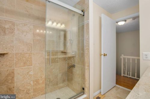 7813 Havenside Ter, Rockville MD 20855-2261 exterior