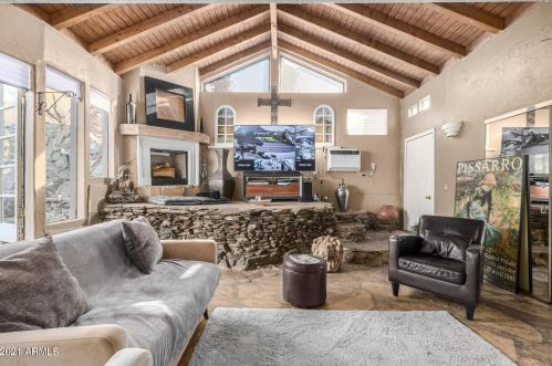 1036 Butler Dr, Phoenix AZ 85051-4742 exterior