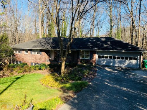 2511 Landeau Cir, Tucker, GA 30084-3214