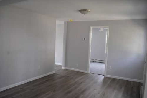 343 Mason St, Woonsocket RI  02895-5026 exterior