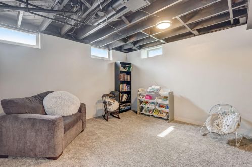 3727 99th St, Milwaukee WI  53222-2421 exterior