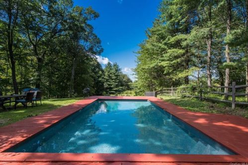 19 Mnr Dr, Poughkeepsie NY 12603-3712 exterior