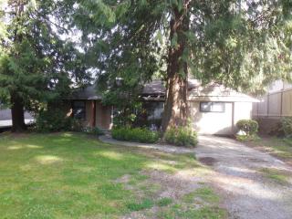 4208 113th St, Seattle WA  98125-5815 exterior