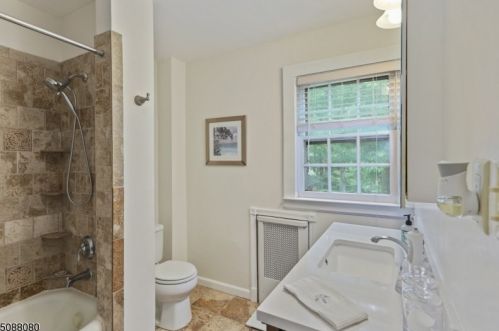 27 New England Rd, Maplewood NJ 07040-1057 exterior