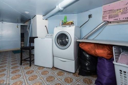 308 8th St, Union City NJ 07087-4104 exterior