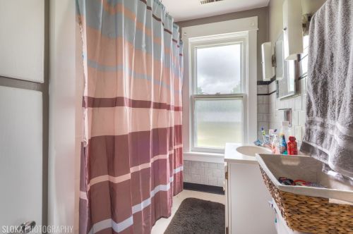 631 Queen Anne St, Bull Valley IL 60098-2405 exterior