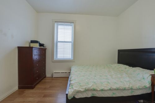 4327 Sacramento, Chicago IL 60655-2302 exterior