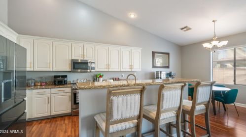 2286 Redwood Ct, Chandler AZ 85286-2800 exterior