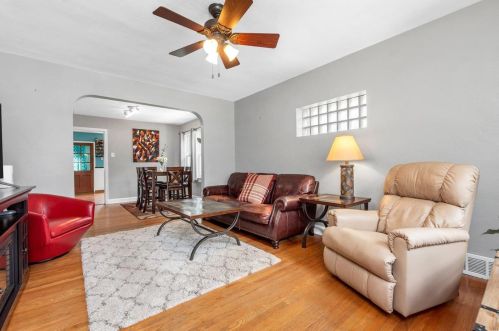 6210 Scanlan Ave, Saint Louis MO 63139-2311 exterior