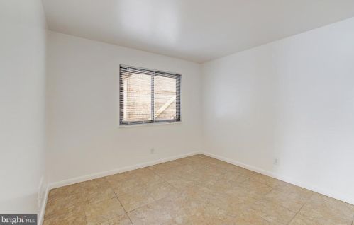 1758 Westwind Way, Mc Lean VA 22102-1612 exterior