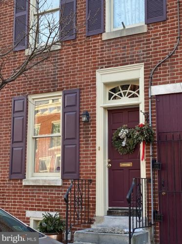 222 Federal St, Philadelphia PA 19146-2813 exterior