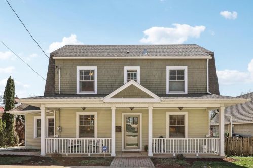 2605 Gregory St, Madison, WI 53711-1838