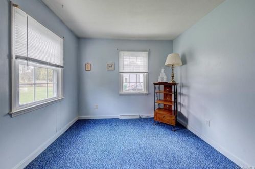 306 Spackenkill Rd, Poughkeepsie NY 12603-5318 exterior