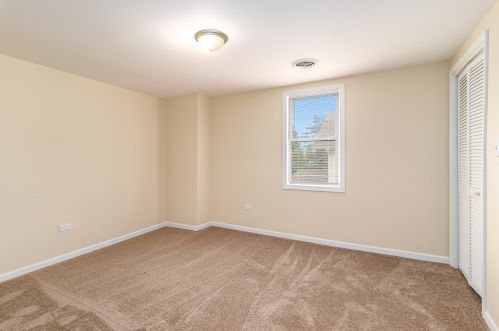 101 Eastern Ave, Joliet IL 60433-1034 exterior