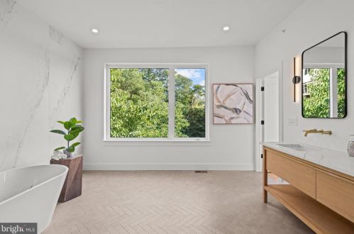 4315 Boone St, Philadelphia PA 19128-5003 exterior