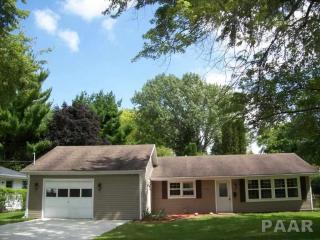 2204 Glendale Ave, Pekin, IL 61554-5313