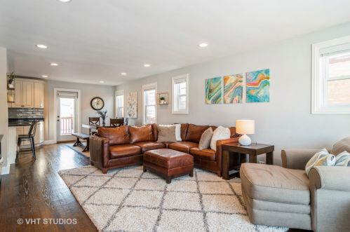 6231 Hamlin Ave, Chicago IL 60803-6241 exterior