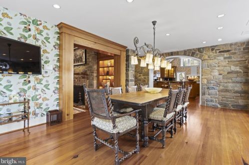 3005 45th St, Washington DC 20016-3528 exterior