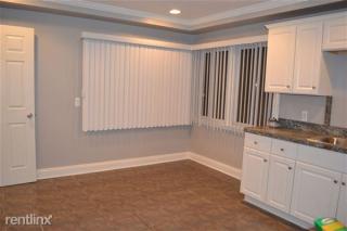 6060 Outer Dr, Detroit MI  48235-2627 exterior