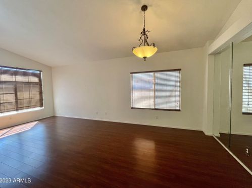 1932 Thompson Way, Chandler AZ  85286-6871 exterior