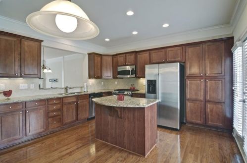 4865 Colchester Ct, Atlanta GA 30339-9000 exterior