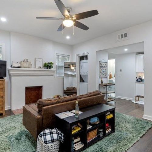 3929 Gilbert Ave, Dallas TX  75219-3805 exterior