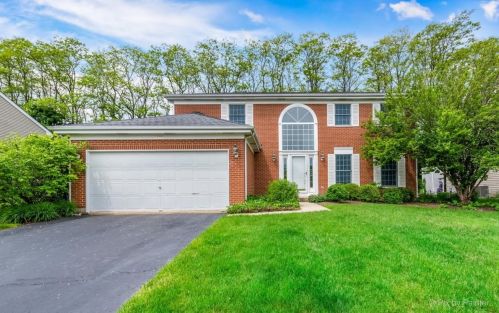 1788 Woodhaven Dr, Bull Valley IL 60014-1940 exterior