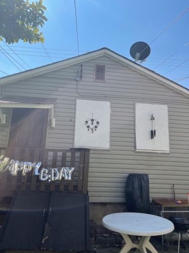 2011 21st Pl, Chicago IL 60623-2753 exterior