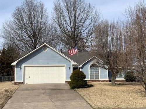 2008 Cardinal Dr, Springdale AR  72764-5730 exterior