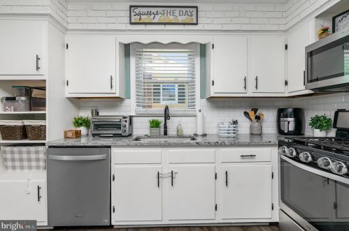 457 Glendale Ave, Glen Burnie MD 21061-1925 exterior