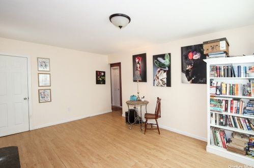 53 Jackson Ave, Babylon NY  11702-4208 exterior