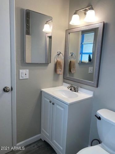 6844 33rd Ave, Phoenix AZ 85051-1201 exterior