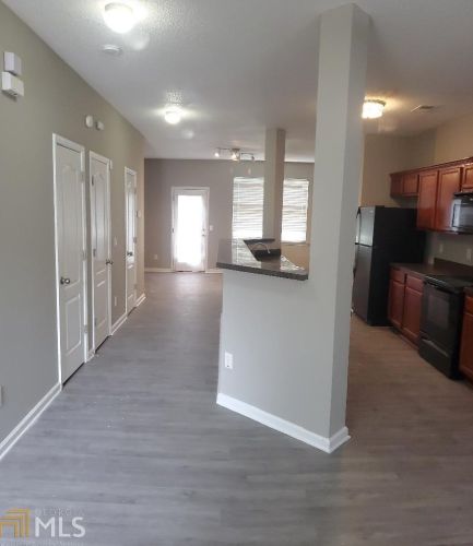 2039 Bayrose Cir, Atlanta GA 30344-8201 exterior