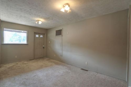 1028 Ironwood, Mishawaka IN 46544-4406 exterior