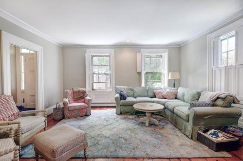 87 Congdon St, Providence RI  02906-1463 exterior