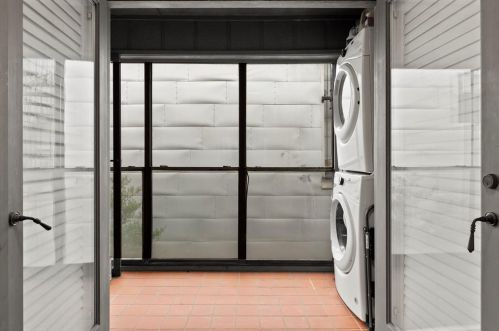 3919 Gilbert Ave, Dallas TX  75219-3959 exterior