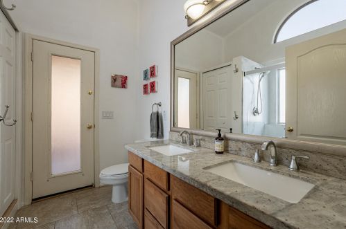 4862 Cherry Hills Dr, Chandler AZ  85249-7045 exterior