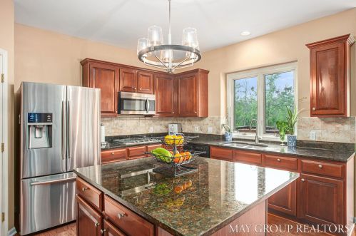 2326 Arbor Tree Ct, Grand Rapids MI 49546-8506 exterior