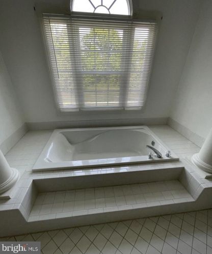 2909 Marlow Farm Ter, Silver Spring MD  20904-7113 exterior