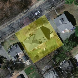 72 Goddard St, Newton MA 02461-1918 aerial view