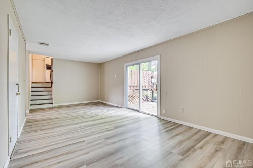 11 Falcon Dr, Edison NJ 08820-2759 exterior