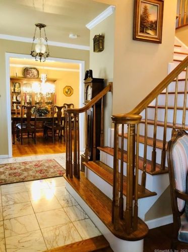 275 New Canaan Ave, Norwalk CT 06850-2620 exterior