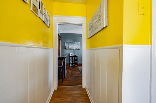 19 Parkwood St, Springfield MA 01108-2609 exterior