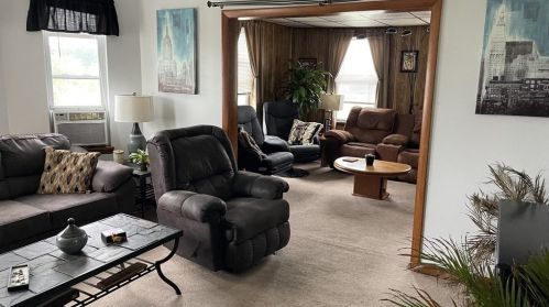 12 Airlie St, Worcester MA 01606-3248 exterior