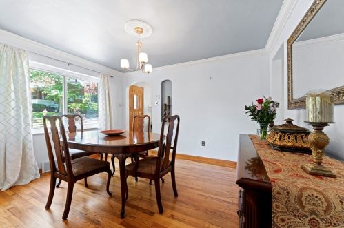 715 Gaywood Dr, Pittsburgh PA 15235-4144 exterior