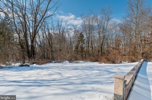 303 Carter Rd, Princeton NJ 08540-7419 exterior