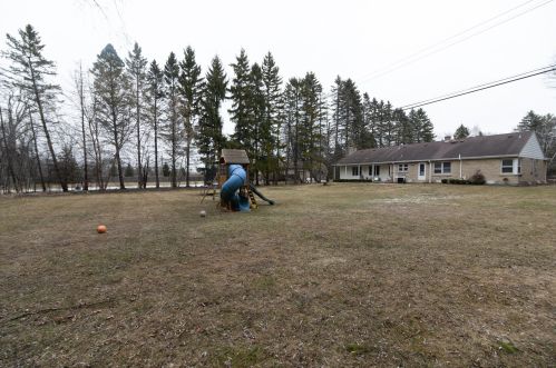 8733 Spruce Rd, Milwaukee WI 53217-1520 exterior